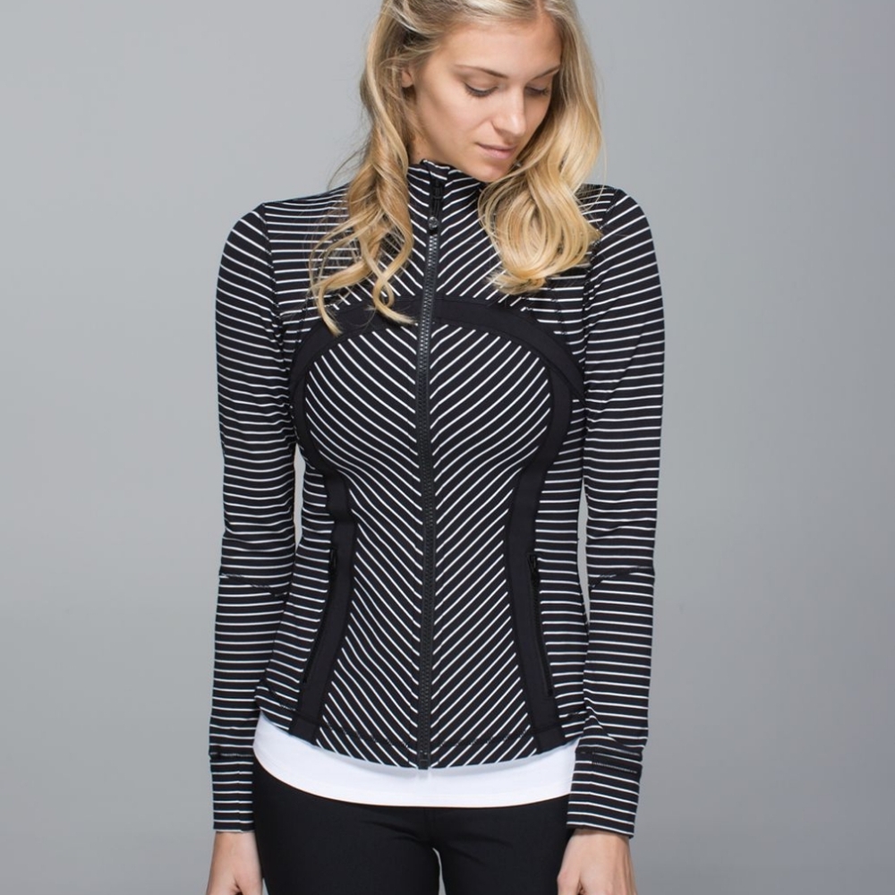 Lululemon Define Jacket *Nulux black/ white stripes sz6